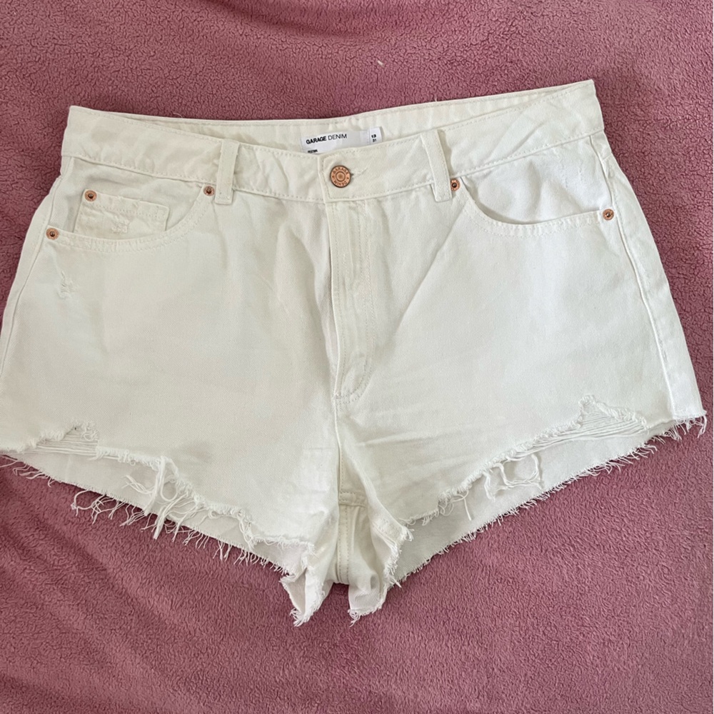 Garage Festival Woman’s White Denim Shorts - Picture 3 of 7